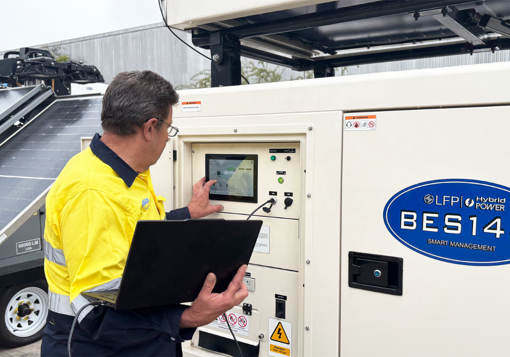 PowerLink Engineer working with the HMI of BES unit